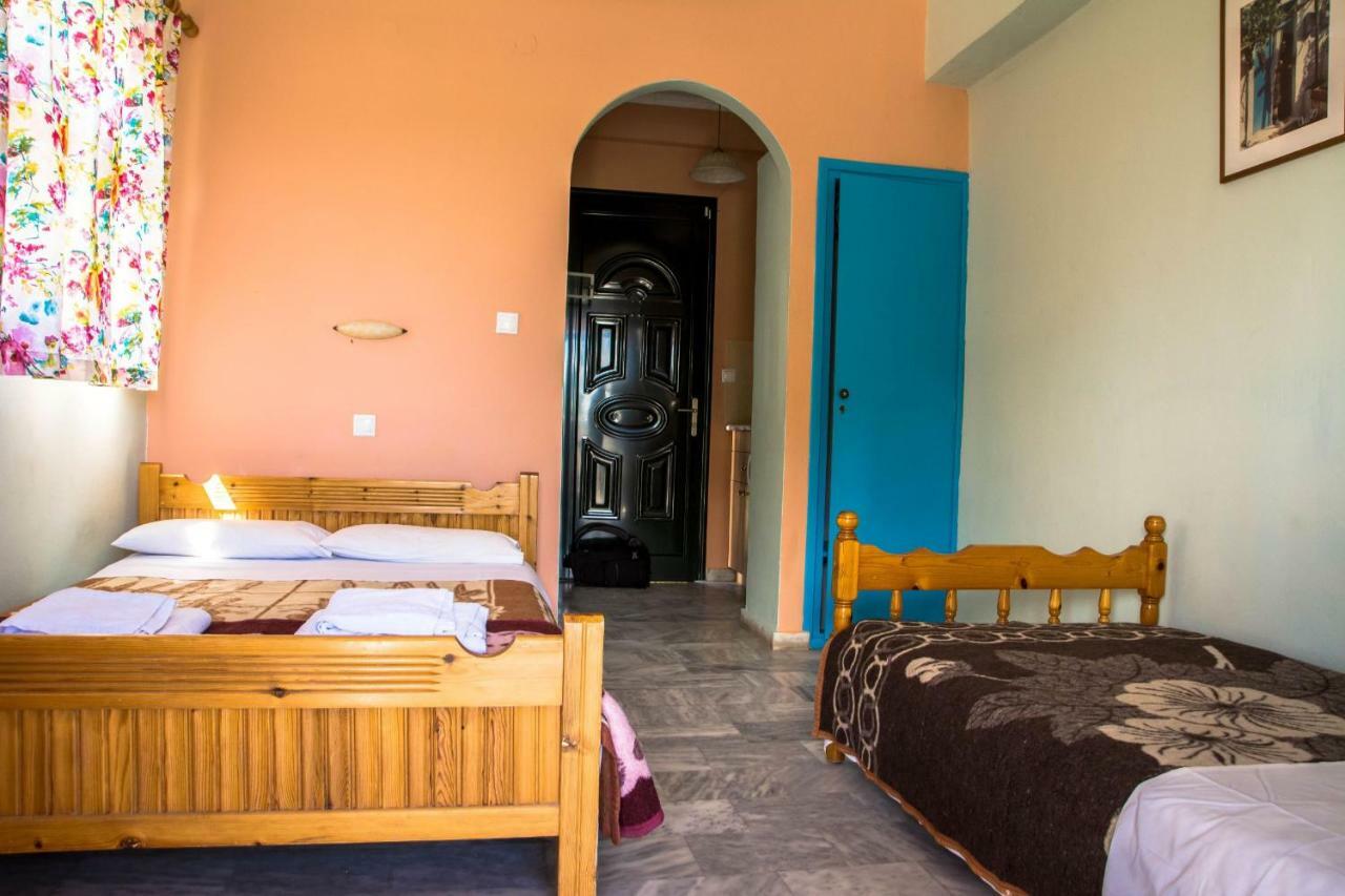 Nikos Studios Alykes Zakynthos Island Exterior photo